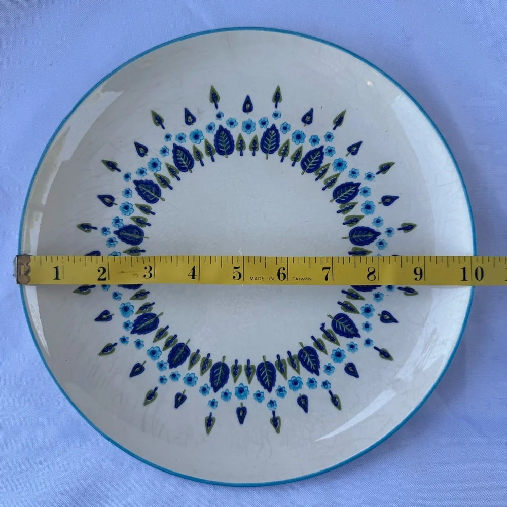 Vintage 1950s Mid Century Modern Stetson Marcrest Blue Patterned Dinner Plates